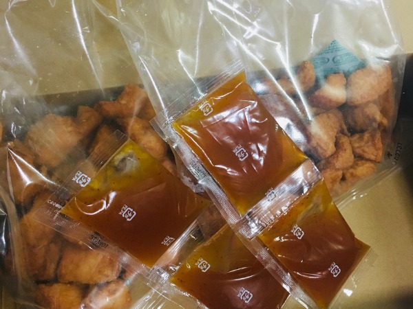 コストコで購入した新作デリカ「オレンジチキン」のレビュー田舎のかっちゃがコストコへ行く