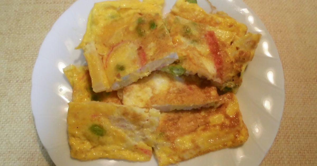 カニカマ玉子巻き作り方 りんご風🍎簡単デコおかず- YouTube