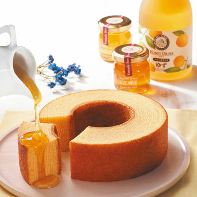 山田養蜂場 はちみつバウムKB-14 ギフト、贈り物、カタログギフトなら『ソムリエ＠ギフト』