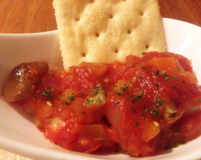 リッツに一番合うのは何!? 50種類の食材を載せて食べてランキング化！ - 価格.comマガジン