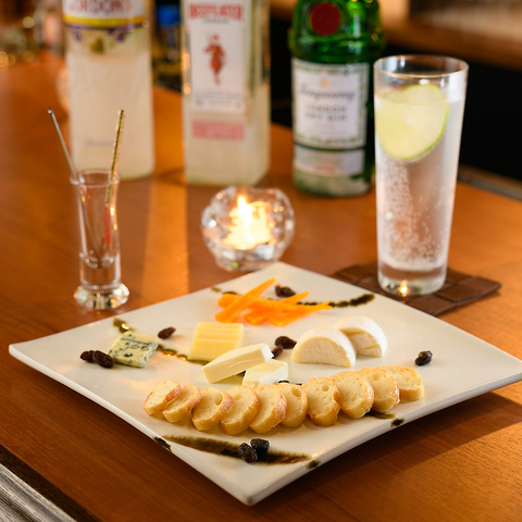 バー・カクテルの『チーズ』特集 グルメ・レストラン予約ホットペッパーグルメ