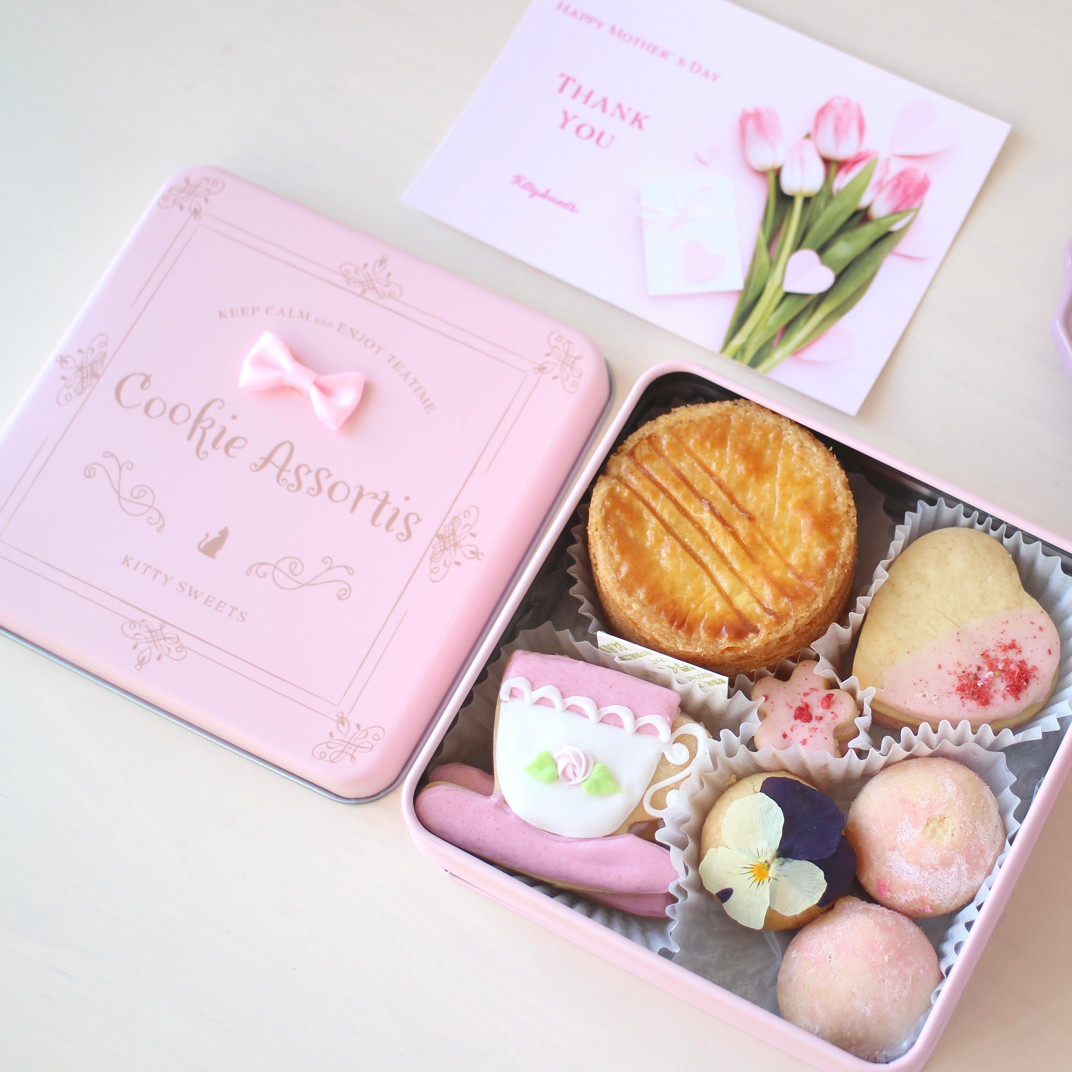 可愛いピンクのお菓子は○○と一緒に召し上がれ魅惑のパリ・だけじゃないフランス旅の楽しみ