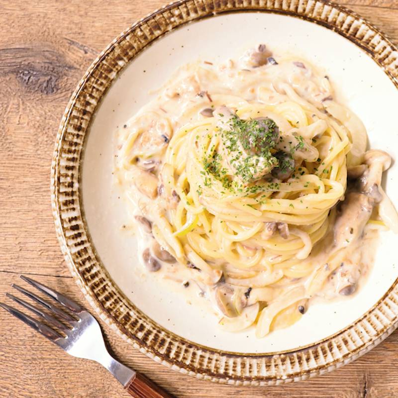 鯖とトマトクリームのパスタ