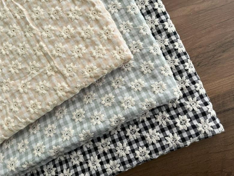 cotton刺繍生地 草と花 韓国生地 - メルカリ