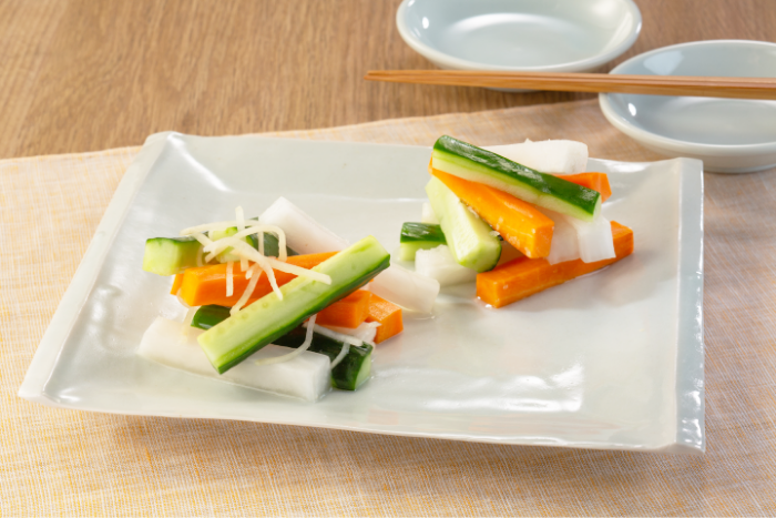 こばやしまりこ米粉を愛する料理家漬けるだけ!白だし1つで絶品♡『きゅうりの浅漬け』レシピ 常備している調味料でお漬物を作りたくて、白だしで試したところ、家族に大ヒット。毎日リクエストをされます。お漬物のための調味料なども不要なので、冷蔵庫もかさばる