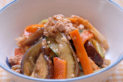 レンジで簡単！じゃがいもと玉ねぎの煮物