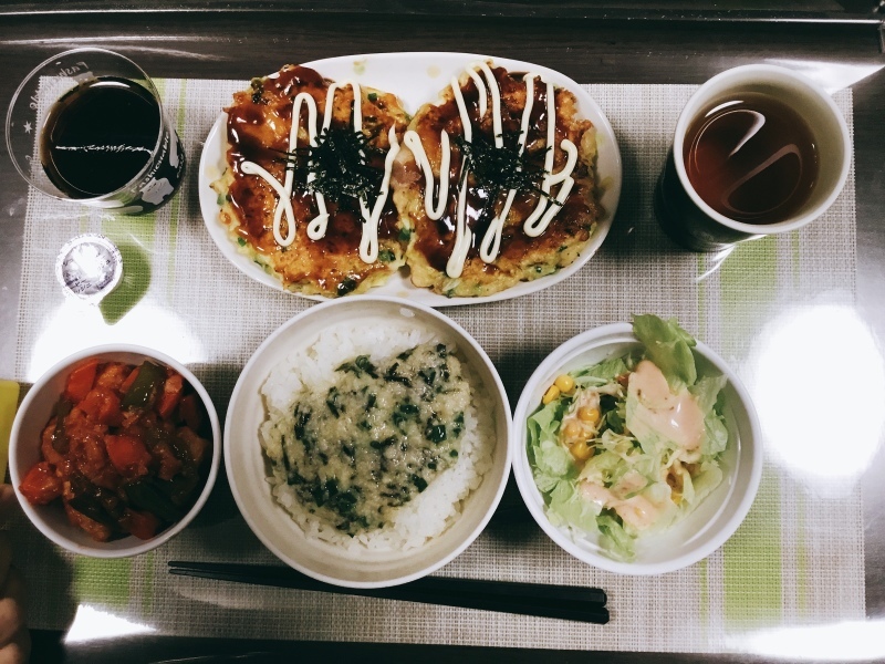 「レタスたっぷりお好み焼き」の献立