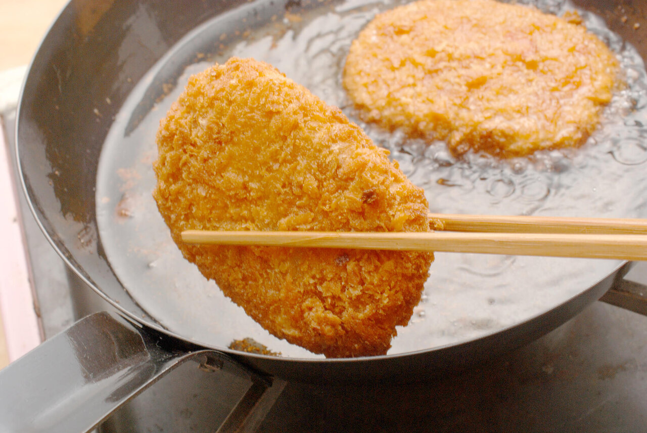 もう揚げ物は怖くない！ 少量の油で揚げる「から揚げ」 今日から料理を始める人の61レシピ 5- レタスクラブ