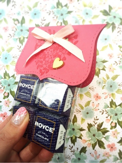 バレンタイン チロルを小分けにして友チョコラッピングする方法しあわせを包む、贈り方のヒントa&c wrapping