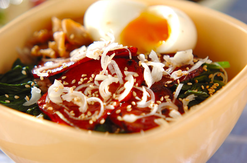 チャーシューエッグ丼