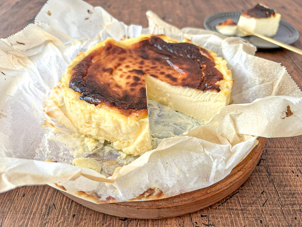 とろとろ濃厚バスクチーズケーキ