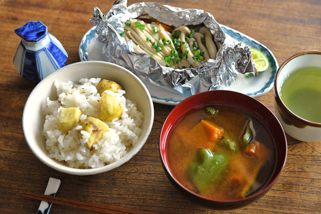 炊き込みご飯の人気献立40選！肉・魚系のメインおかずや副菜、汁物の簡単レシピネスレ日本 製品情報サイト