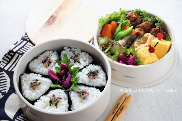 お重がなくても大丈夫！新年を彩る、おせちの盛り付けアイデアとお正月のしつらえおうちごはん