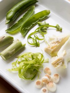 野菜のくず”で作る栄養たっぷりのだし「ベジブロス」に注目です♪キナリノ