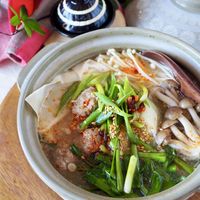 玉ねぎおいしい！回鍋肉の献立 副菜：うま辛だしきゅうり、汁物：ごぼう入りワンタンスープ 献立・メニュー 味の素パーク たべる楽しさを、もっと