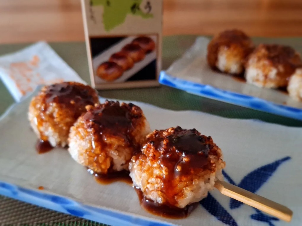 餃子の皮でカンタン♪「野菜たっぷり焼きまんじゅう」作ってみた!エビダネとひき肉ダネの2種♡ 農家直伝『あたらしい日日』こんな時代のニューノーマルな暮らし方。食と農、生活情報をお届けします
