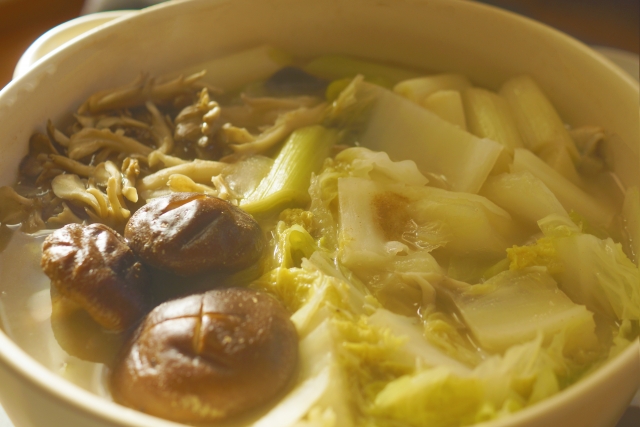 横綱の愛弟子のちゃんこ鍋店「ダイニングHAKUHO」コラボの鍋ミールキット横綱を育てた味！「塩バターちゃんこ鍋」と「味噌ちゃんこ鍋 」販売開始～宮城野親方夫人・白鵬紗代子さんも太鼓判！家族で楽しめる鍋で脱「鍋のマンネリ」！～有機や特別栽培野菜など安全性に