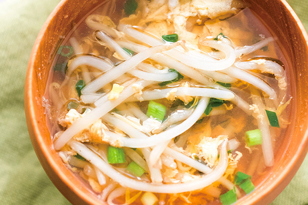 ほうれん草とモヤシの卵スープ ^^レシピ・作り方 by こころママ - 楽天レシピ