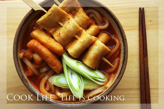 コチュジャンでご飯がススム！韓国風豚汁