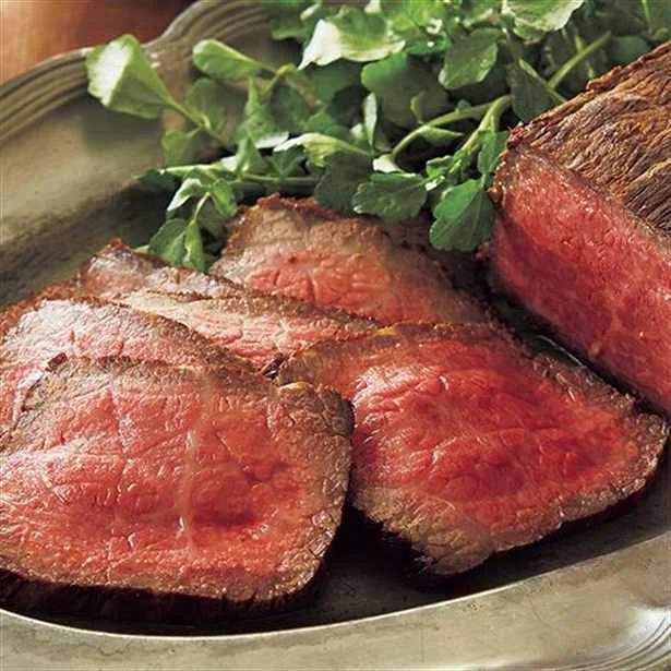 おしゃれに鶏胸肉使い切り！ヘルシーガランティーヌ