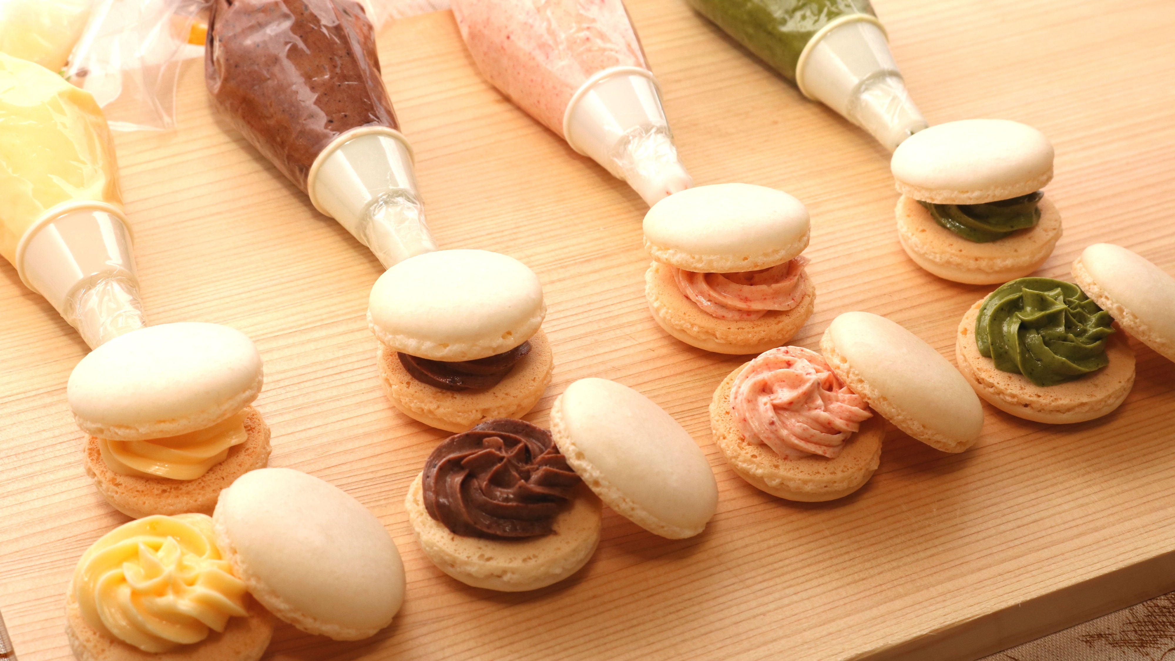 簡単!マカロンに使うバタークリームとミルククリームの作り方☆