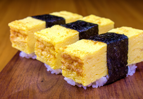 板前の技術 家庭用の巻き鍋で、簡単に高級寿司屋の卵焼き作れます