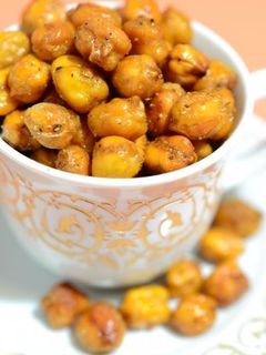 ひよこ豆のオーブン焼き 摘んでる間に無くなるカリカリなアペリティーヴォのアテ by Circo Mitali