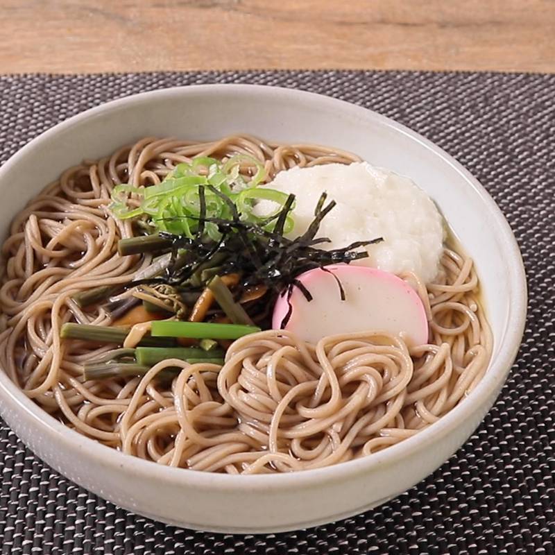 冷やし山菜おろし♪更科蕎麦