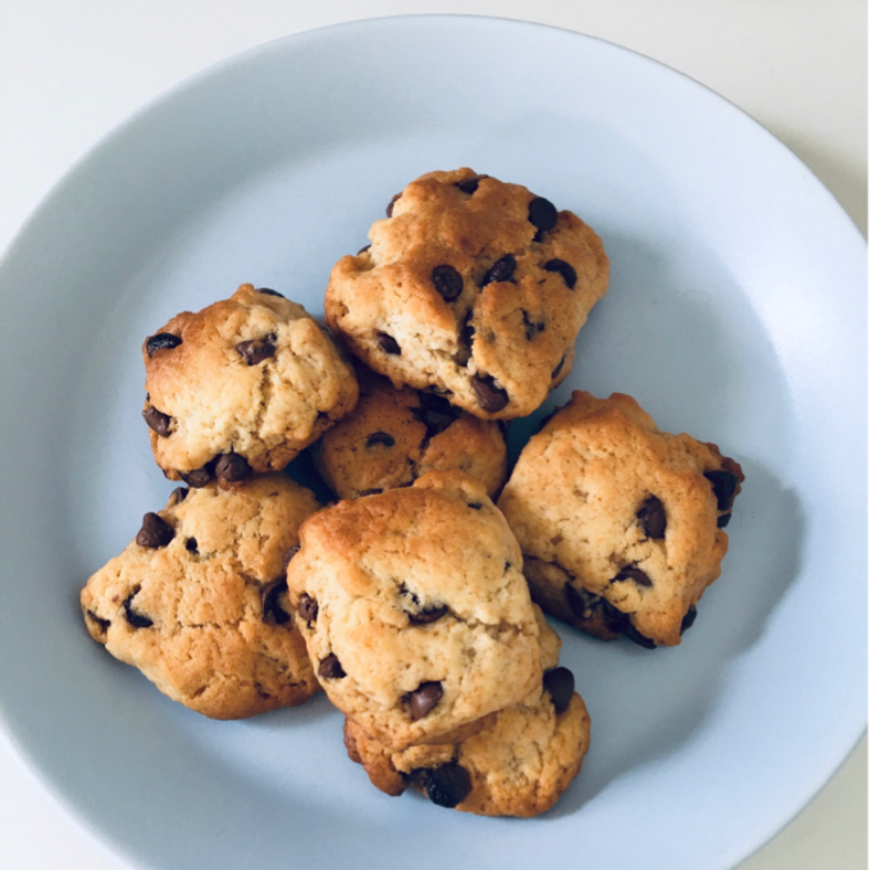 バターなし・ホットケーキミックスで簡単! ほうじ茶スコーンラクつく管理栄養士考案の作り置きレシピサイト