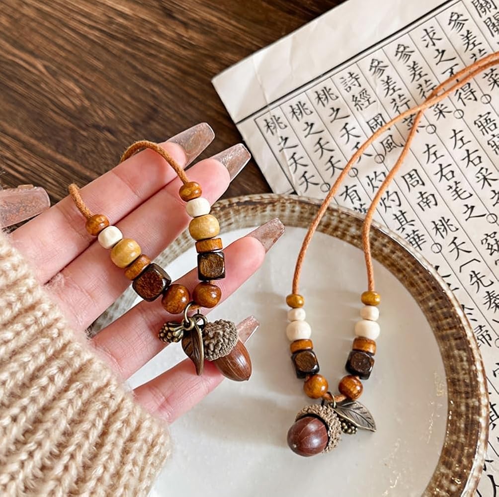 ブラジルアマゾンの手作りネ ネックレス 木製ビーズネックレス オレンジ色