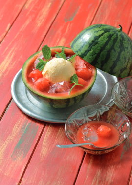 スイカのKiriクリームケーキ