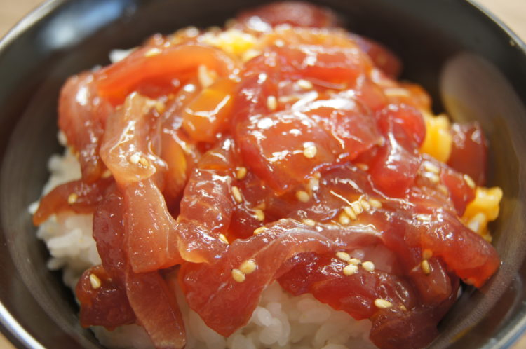 焼肉のたれでコクがアップ！ 韓国の味を手軽に楽しめる「マグロのユッケ＠焼肉のたれ」 絶品ずぼらめし③ダ・ヴィンチWeb