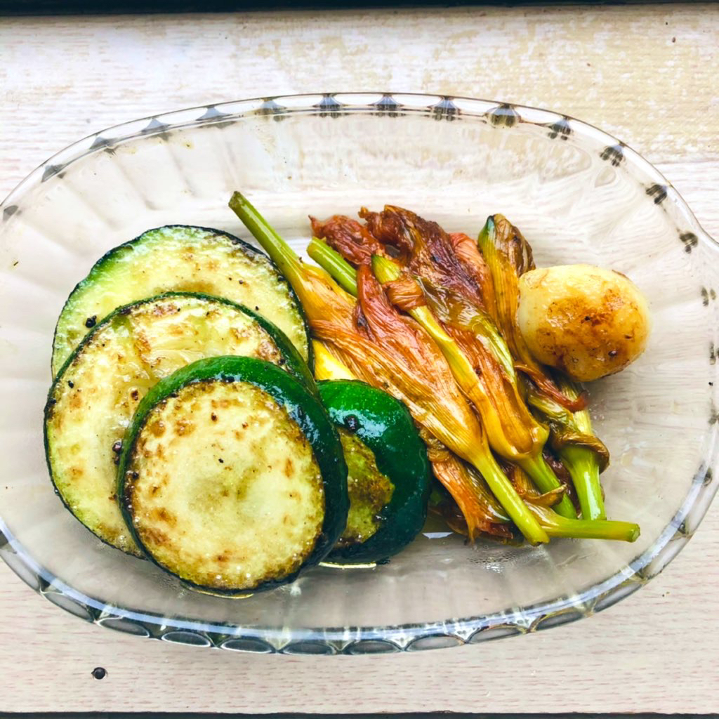 ヤブカンゾウとは食べると美味しいの？似た植物の中には毒草がある？🍀GreenSnap グリーンスナップ