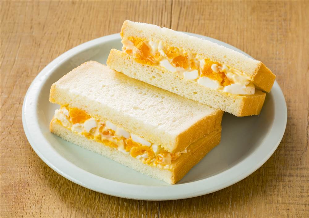 燻製マヨのたまごサラダサンド