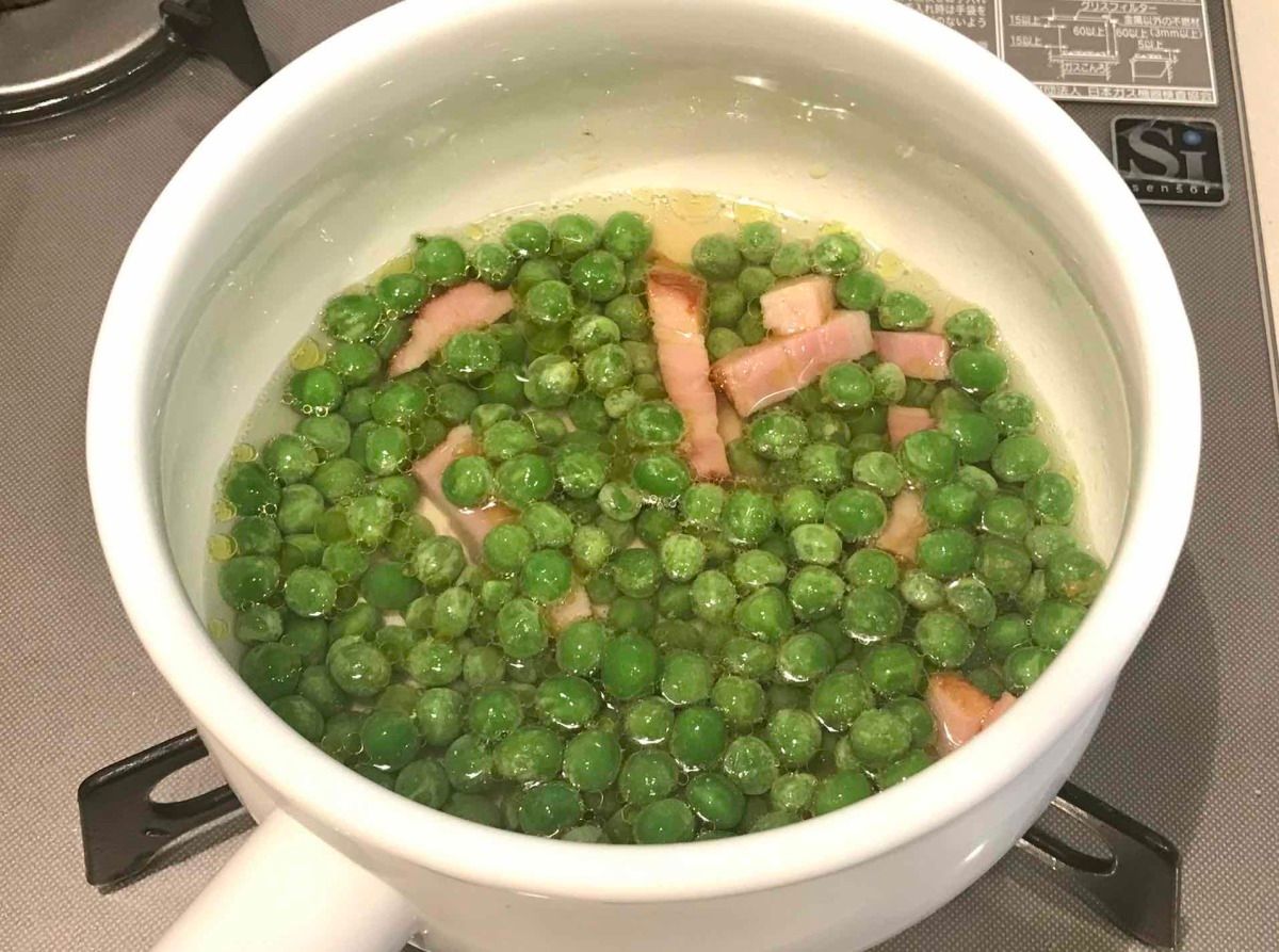 サイゼリヤの大人気レシピをお家で再現！「柔らか青豆の温サラダ」を作ってみた！michill byGMO ミチル