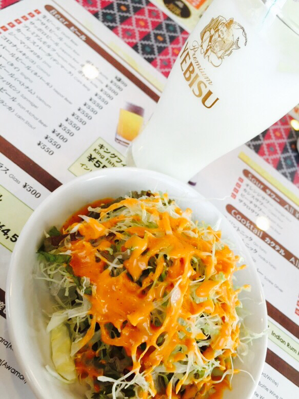 成田萬味公津の杜市場店☆official☆🥳新商品のお知らせ🥳 理研ビタミンさんから 『インドカレー屋さんの謎ドレッシング』🥗 インド カレー屋さんで出てくるサラダのドレッシングを 再現した、謎に美味しいですドレッシングです🤔Instagram