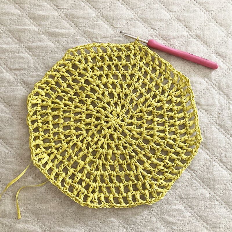 かぎ針編み図 ネット編みの斜め掛けバッグ