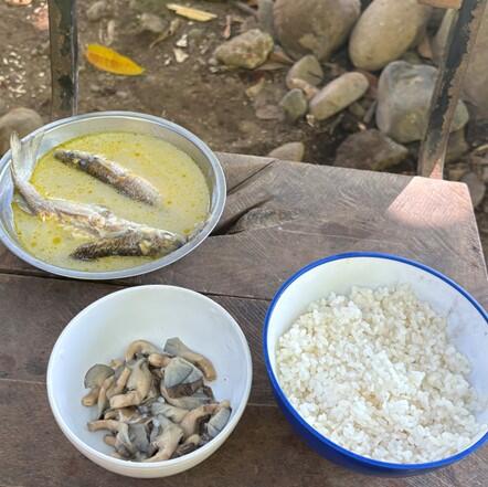 さらば，日本のパラダイス！ パプアニューギニア料理が食べられるカフェ，有終の美＾＾』by woods2106 : ニウギニNIUGINI -青梅 カフェ食べログ