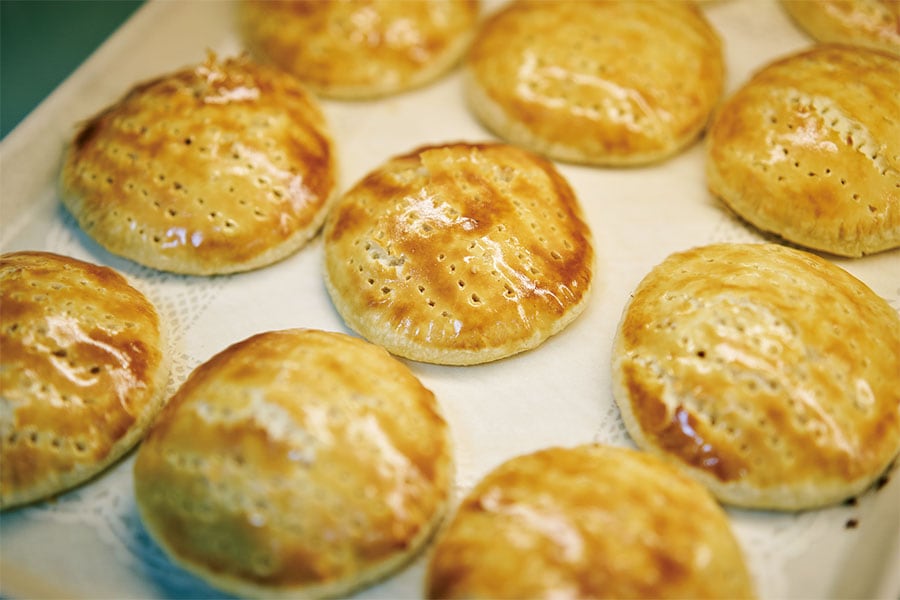 台中名產 太陽餅和老婆餅真的不一樣! 太陽堂老店25號