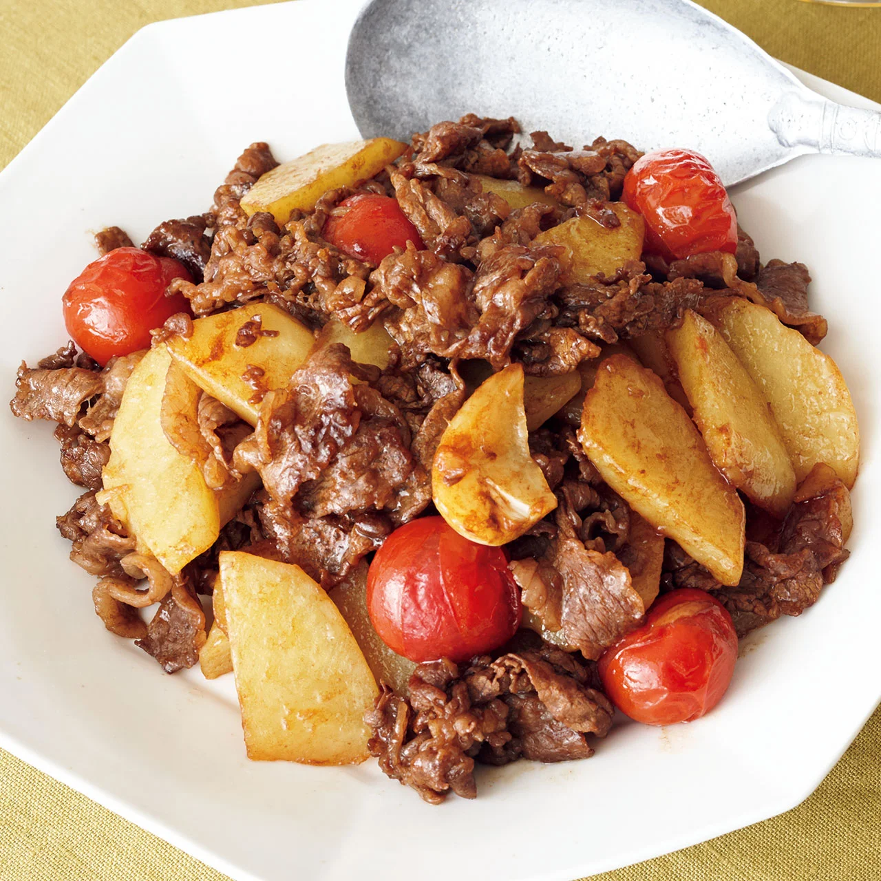 牛肉とトマトの卵炒めサンシャイン