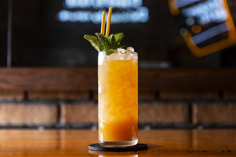 タマリンドドリンクタマリンド水メキシコの甘いジュース - タマリンドのストックフォトや画像を多数ご用意 - タマリンド, 集中, みずみずしい -iStock