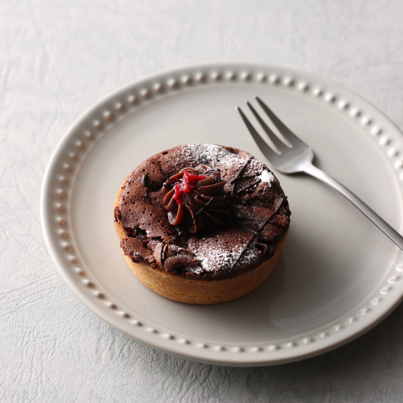 タルト ミニサイズ 2種類 10個入りお買物マラソン期間中ポイント2倍！ チョコレートタルト ガトーショコラ レモンタルト クッキー 焼き菓子洋菓子 チョコレートケーキ チーズケーキ 個包装 御中元 スイーツ ギフト 冷凍便 バレンタイン限定ミニタルトセット 9個入