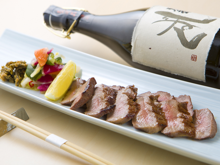 濃厚なうま味が絶品。本場仙台の厚切り牛タンをおうちで楽しむカラふる -地方創生＆多文化共生マガジン