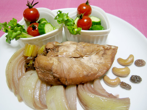 簡単♪鶏肉の赤ワイン煮込み