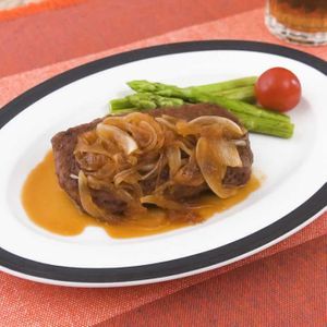 ハンバーグソースの簡単アレンジ公開。ケチャップ無しで作る方法も？食・料理オリーブオイルをひとまわし