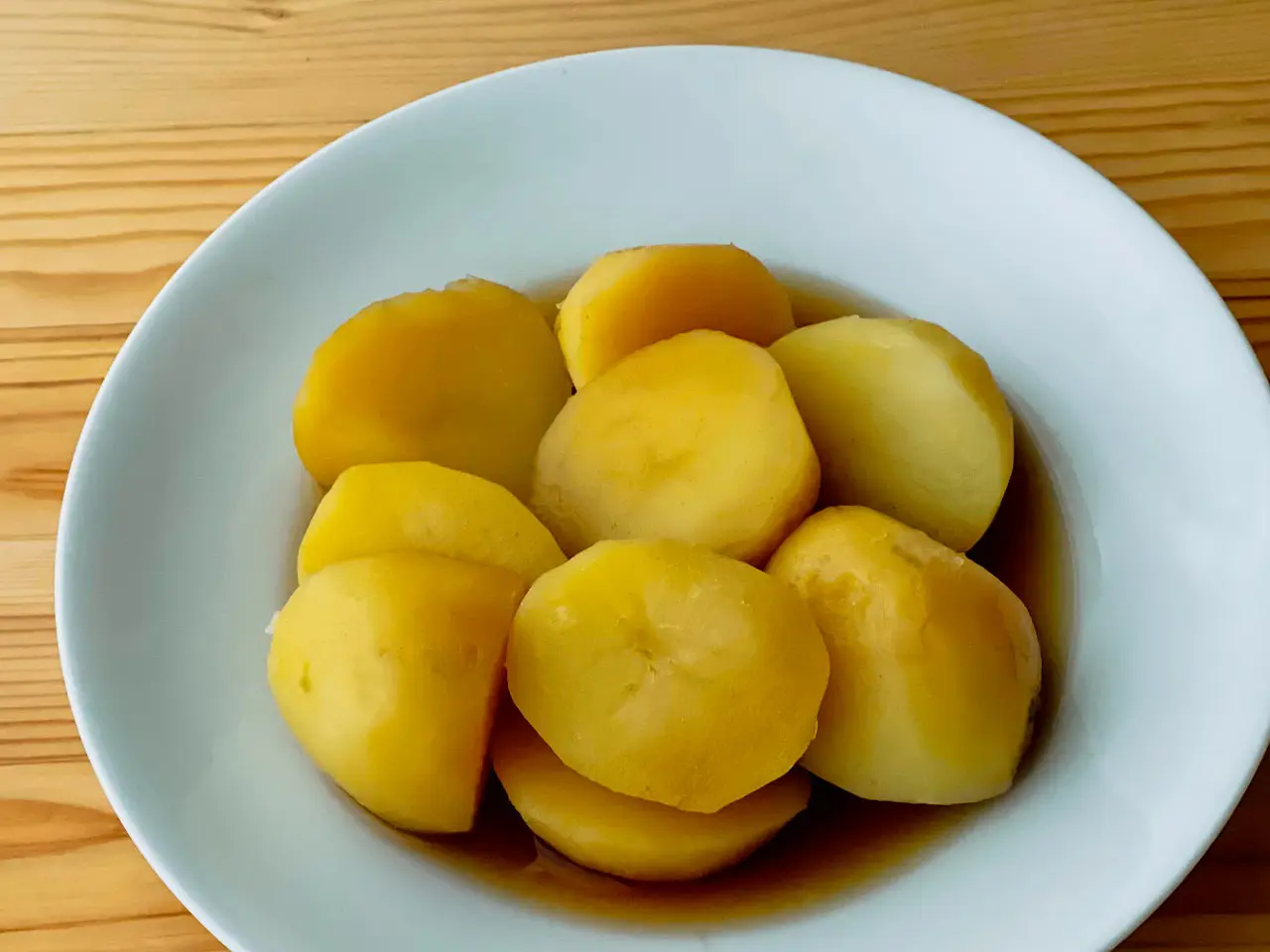 簡単おいしい！じゃがいもと大根の煮物