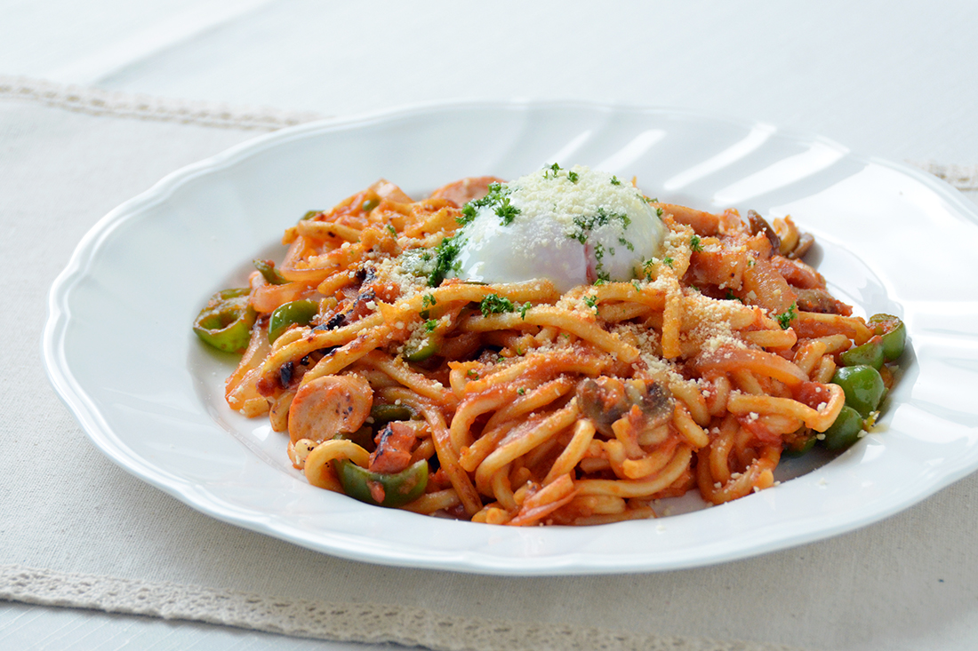 うどんのナポリタン千代の一番