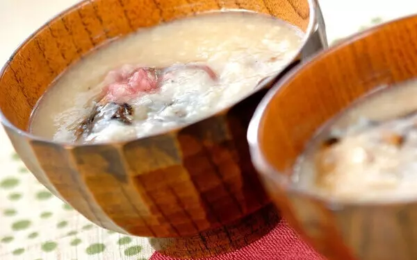 飲む点滴」麹甘酒の健康・美容効果とは？ 炊飯器での作り方とレシピをご紹介！食のWebメディア weeeat