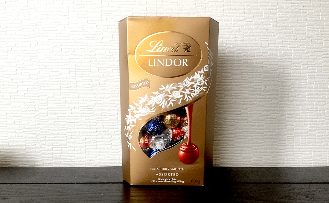リンツ リンドール チョコレート 48個 チョコ コストコ 箱 アソート 4種 詰め合わせ ダーク ホワイト ばらまき ポイント消化 食品 ハロウィンお菓子 ギフト : ソルミオ - 通販 - Yahoo!ショッピング