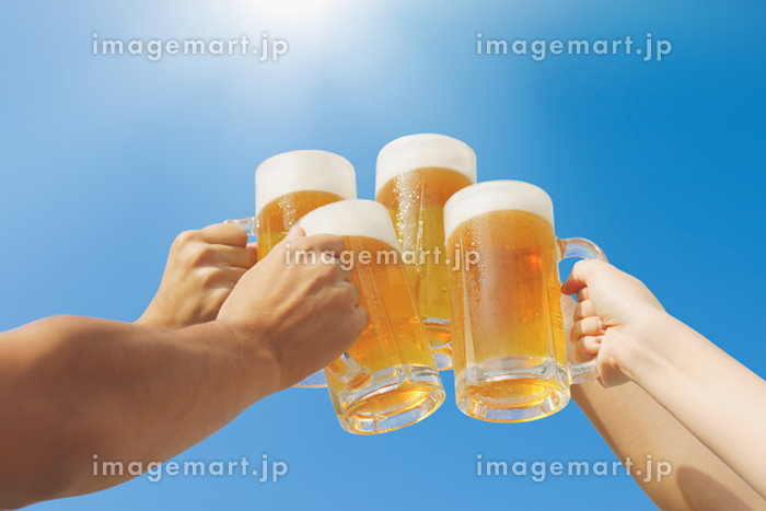 本能的においしいはずがないビールを､なぜ人はゴクゴクと飲み干すのか ｢のどごし｣が求められる科学的理由PRESIDENTOnline プレジデントオンライン